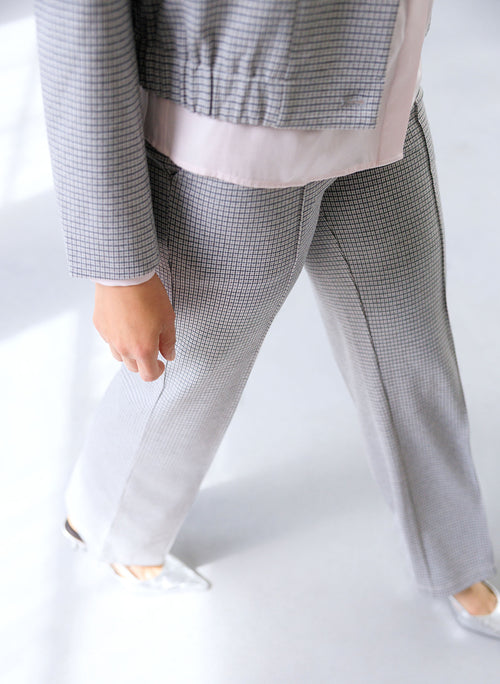 Nayla Essential Pants