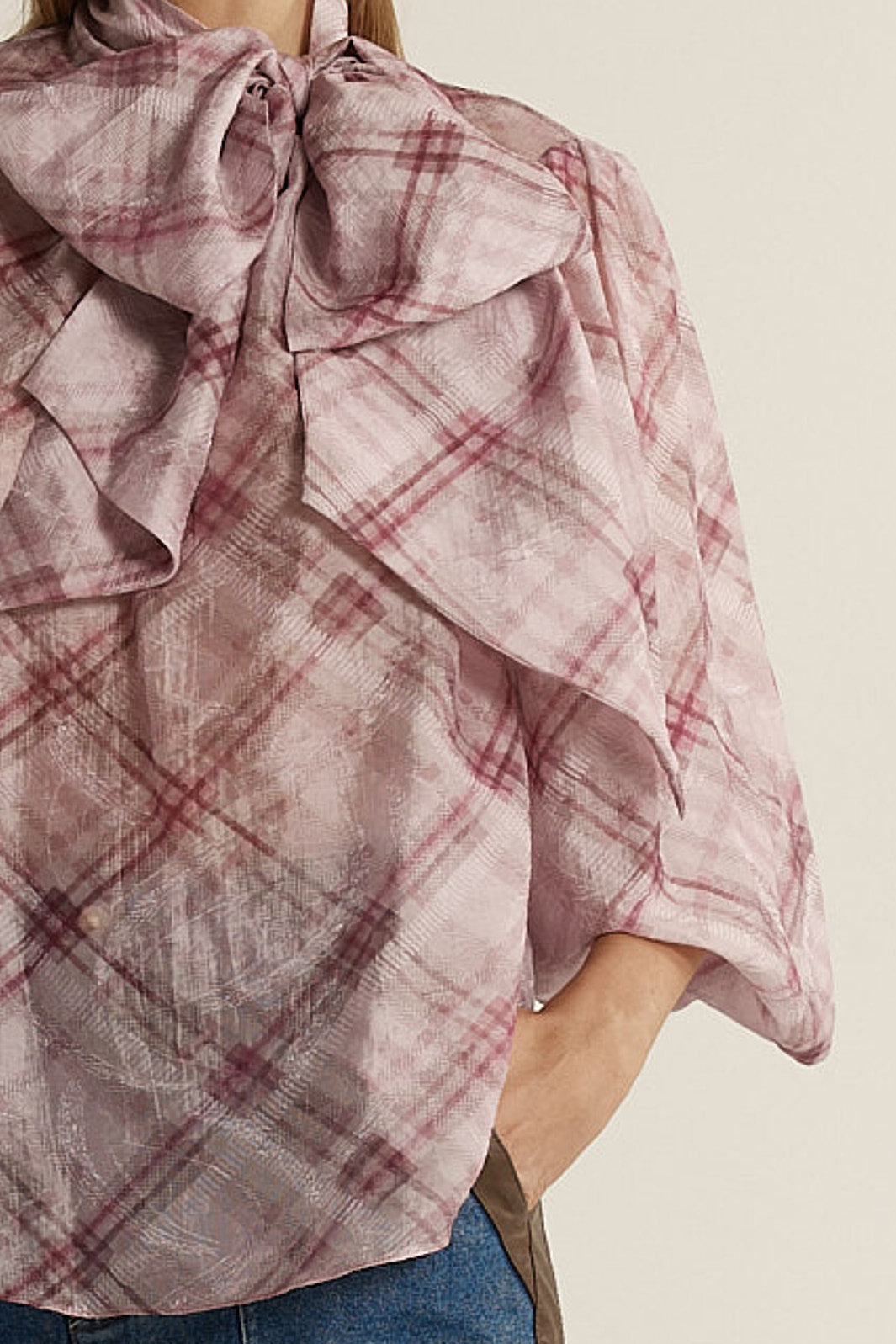 Eve Pussybow Blouse