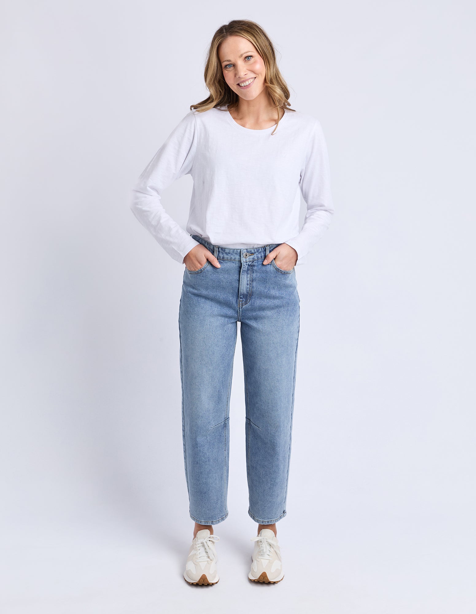Bessie Barrel Leg Jean