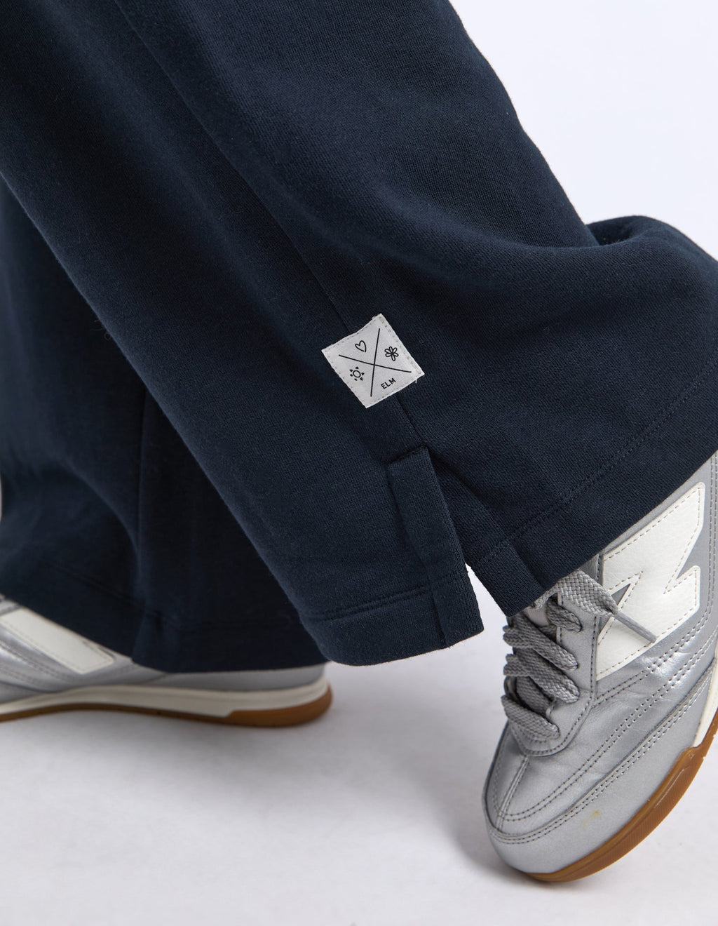 Louise Trackpant