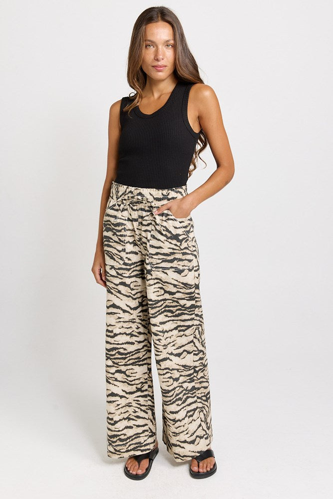 Saffra Wide Leg Jean