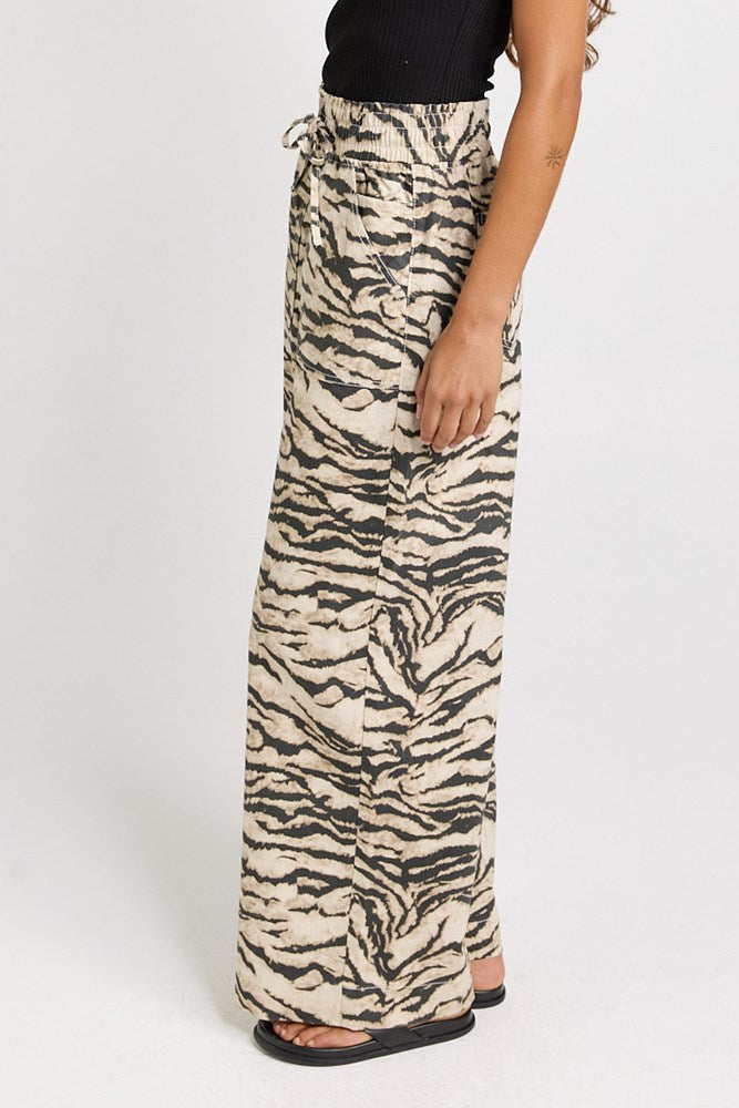 Saffra Wide Leg Jean