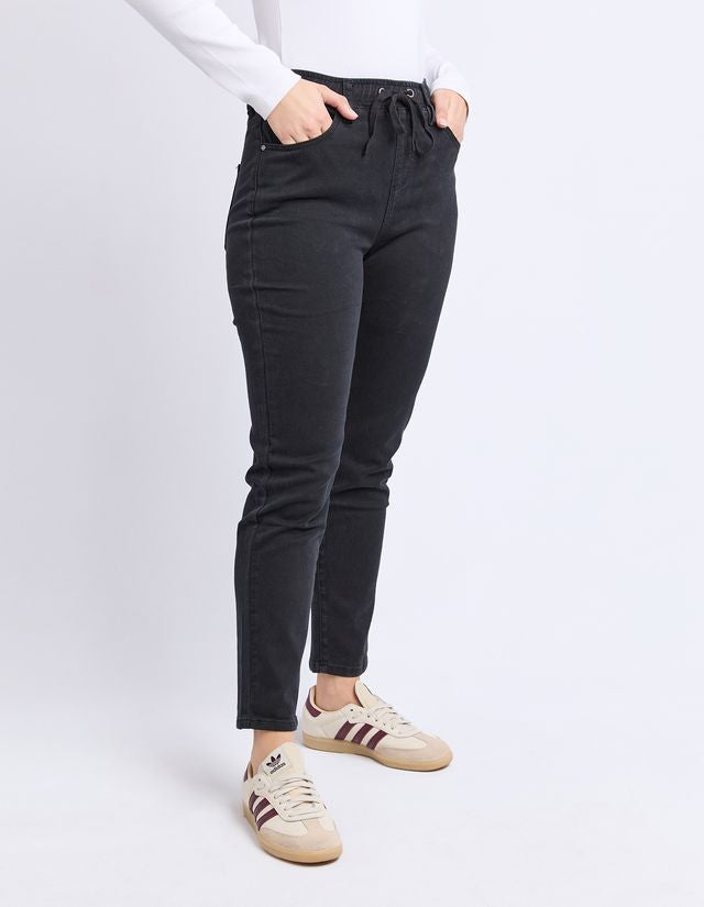 Penelope Jogger