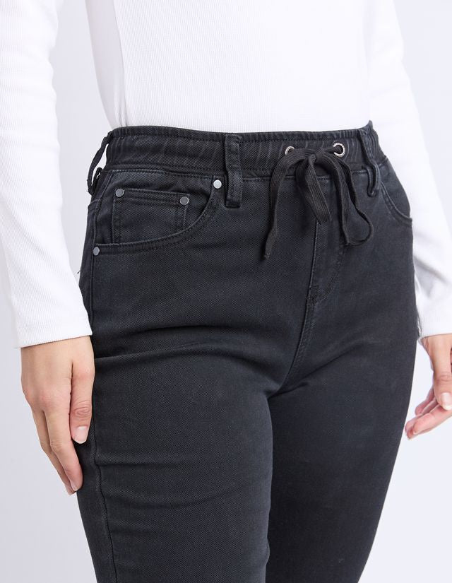 Penelope Jogger