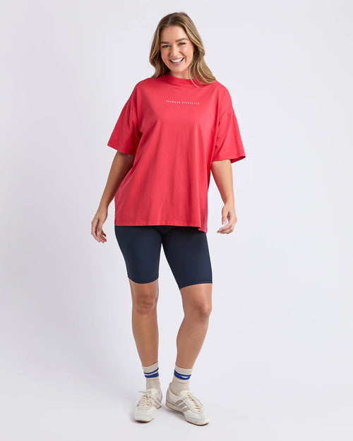 Captain Tee