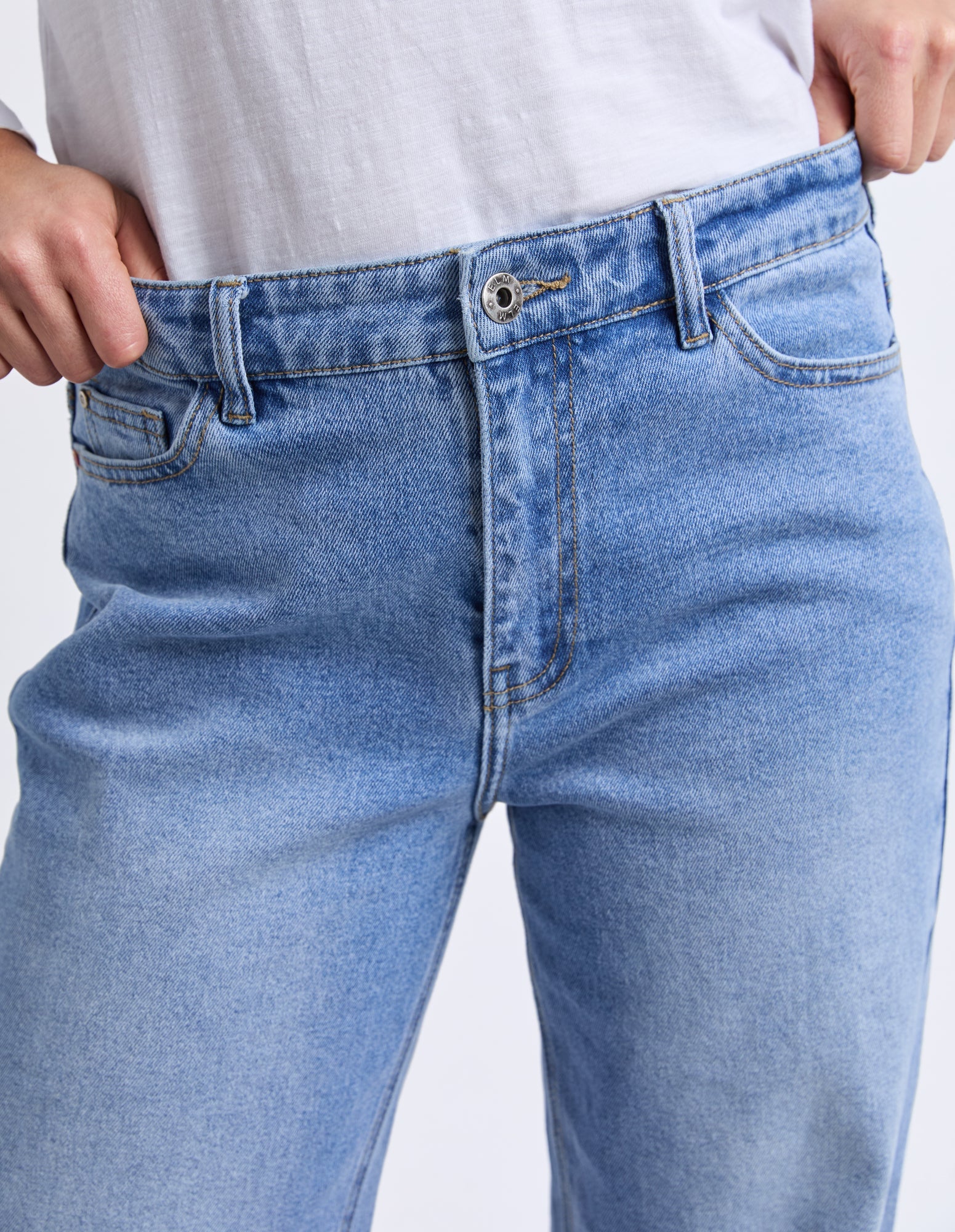 Evie Straight Leg Jean