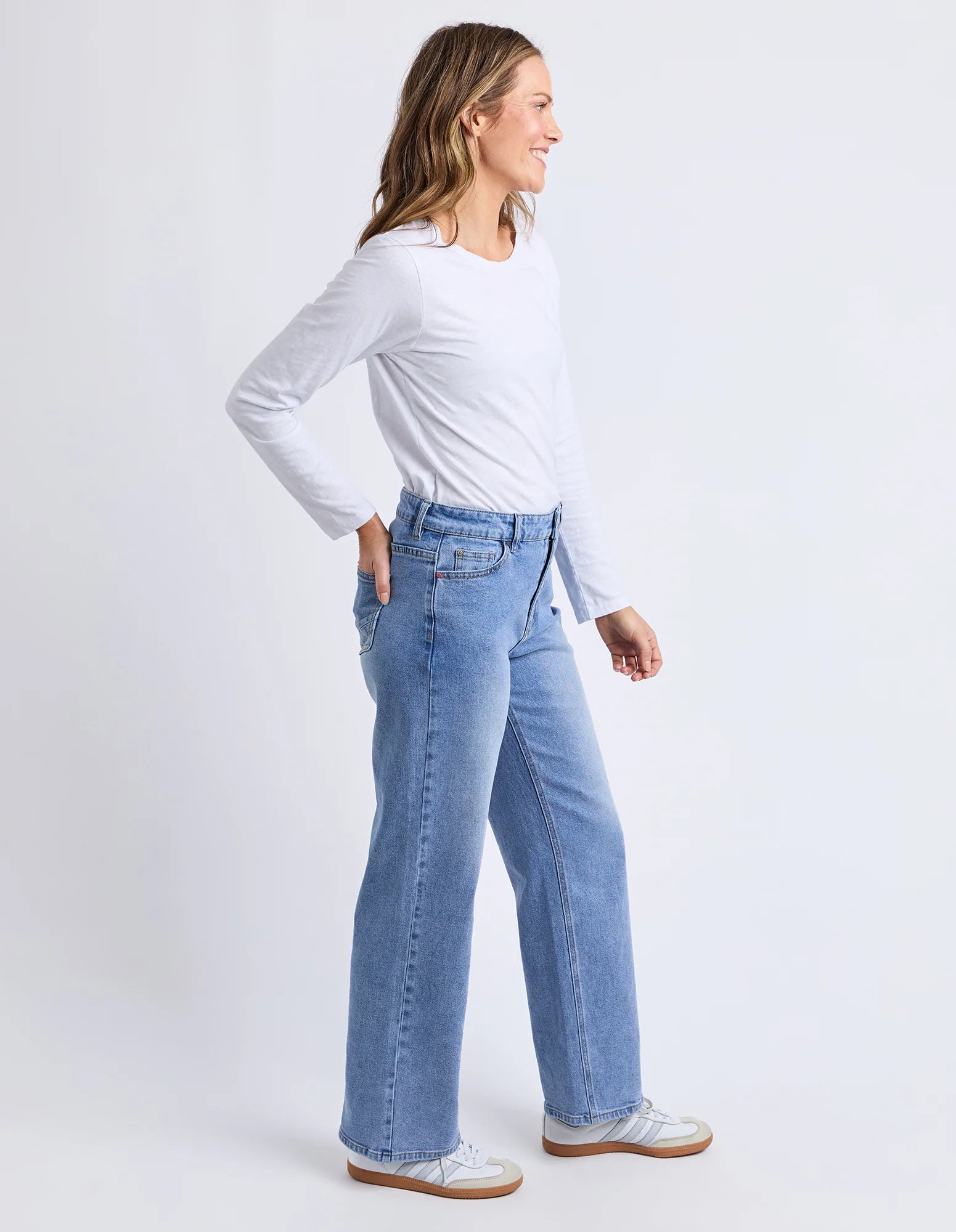 Evie Straight Leg Jean