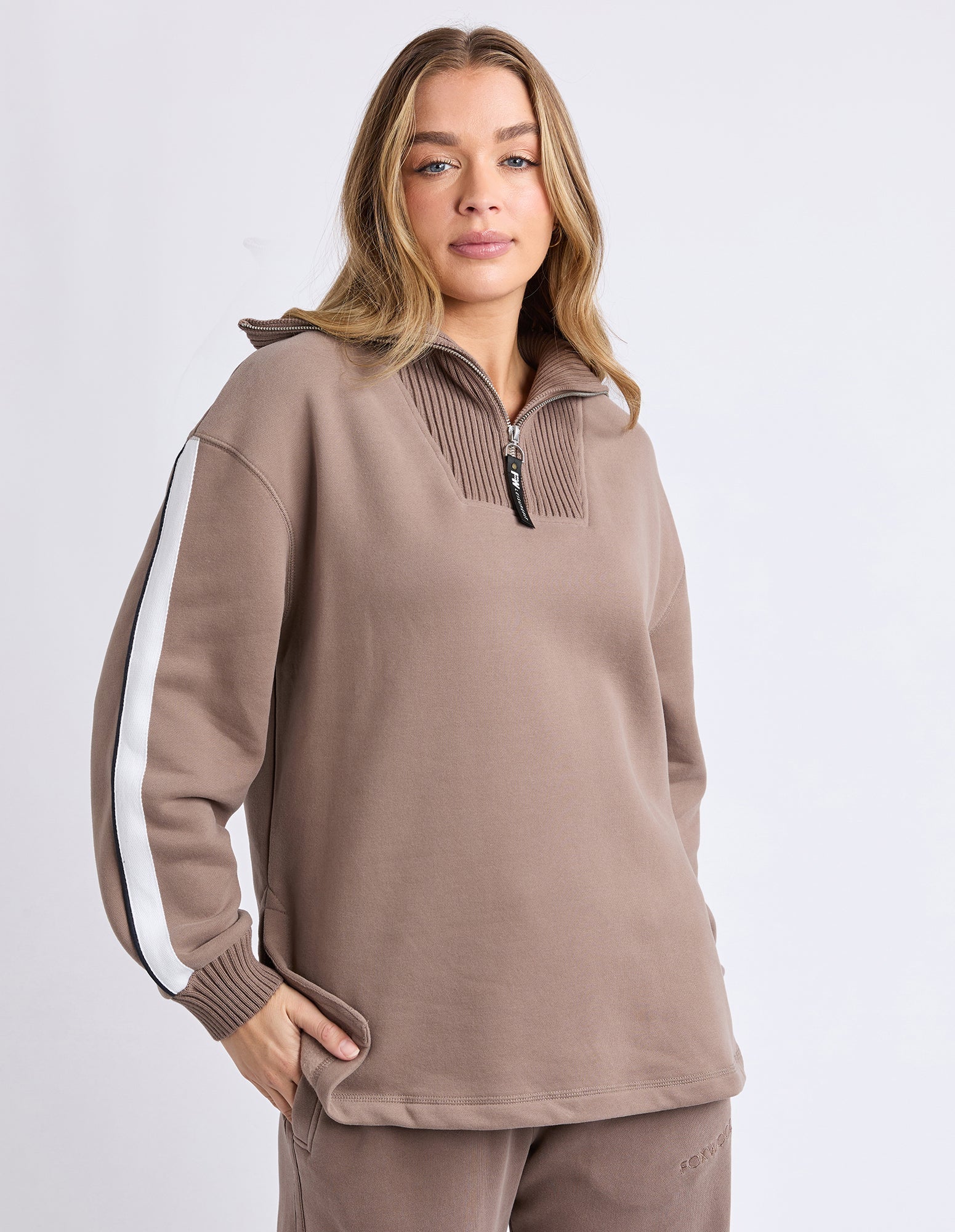 Knit Collar Crew