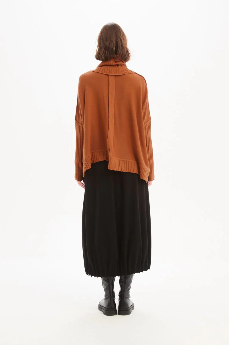 Boxy Rib Sleeve Knit