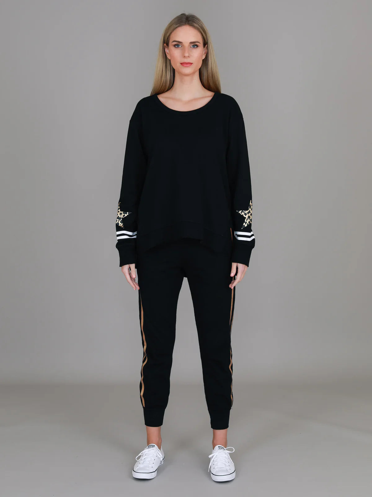 Oxford Leopard Star Print on Sleeve Crewneck Sweatshirt