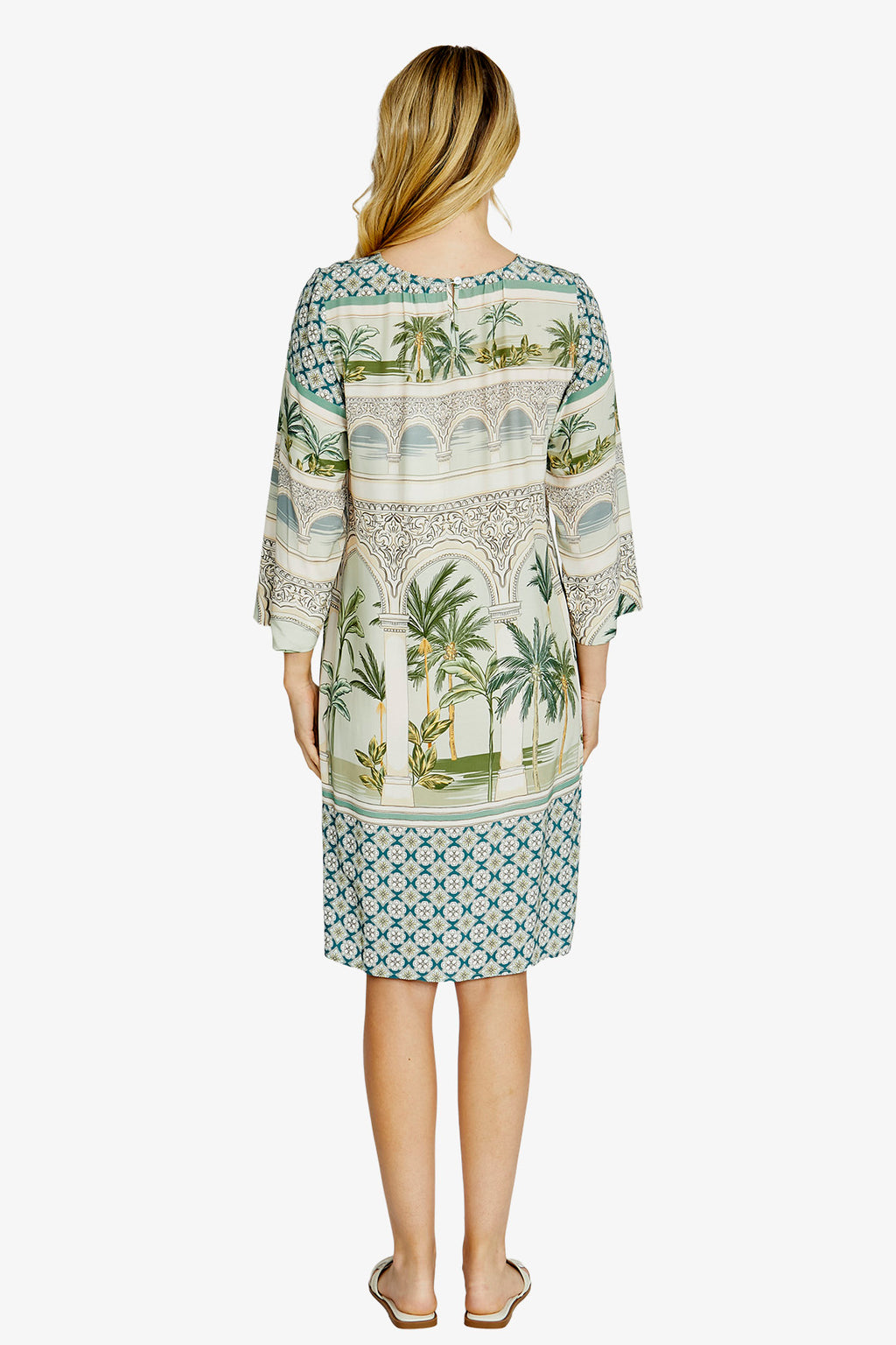Lani V/Nk Shift Dress