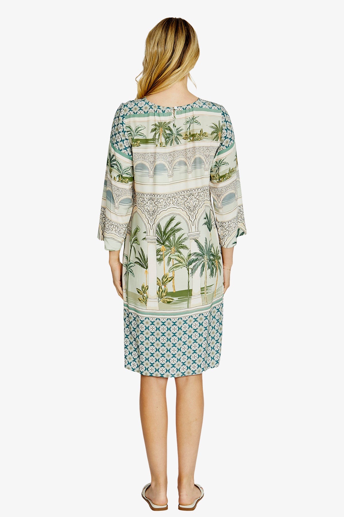 Lani V/Nk Shift Dress