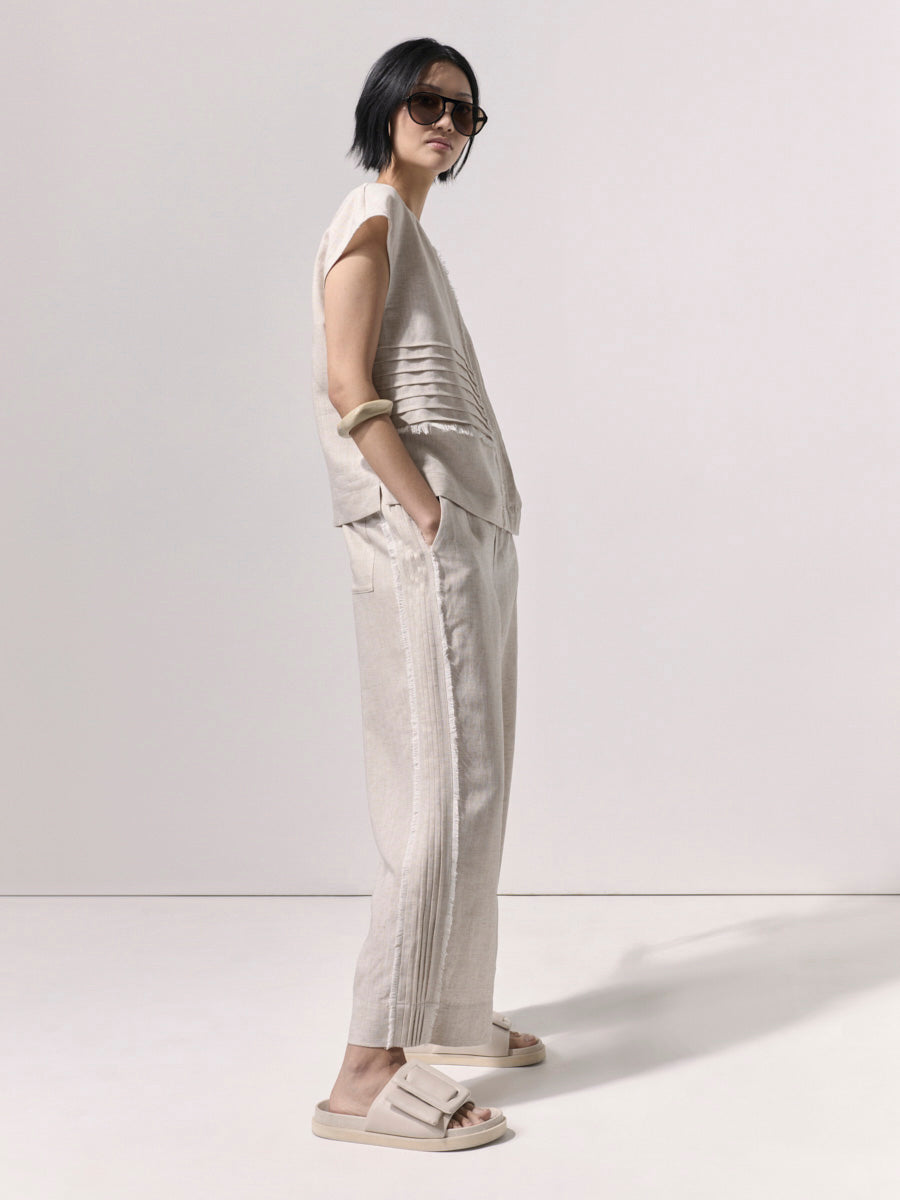Raw Textured Pintuck Pant