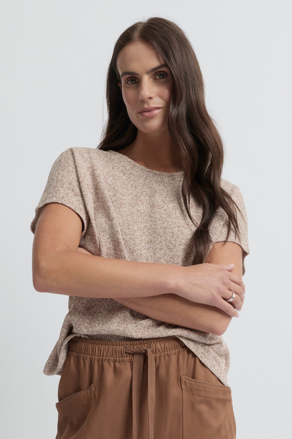 Lona Tee