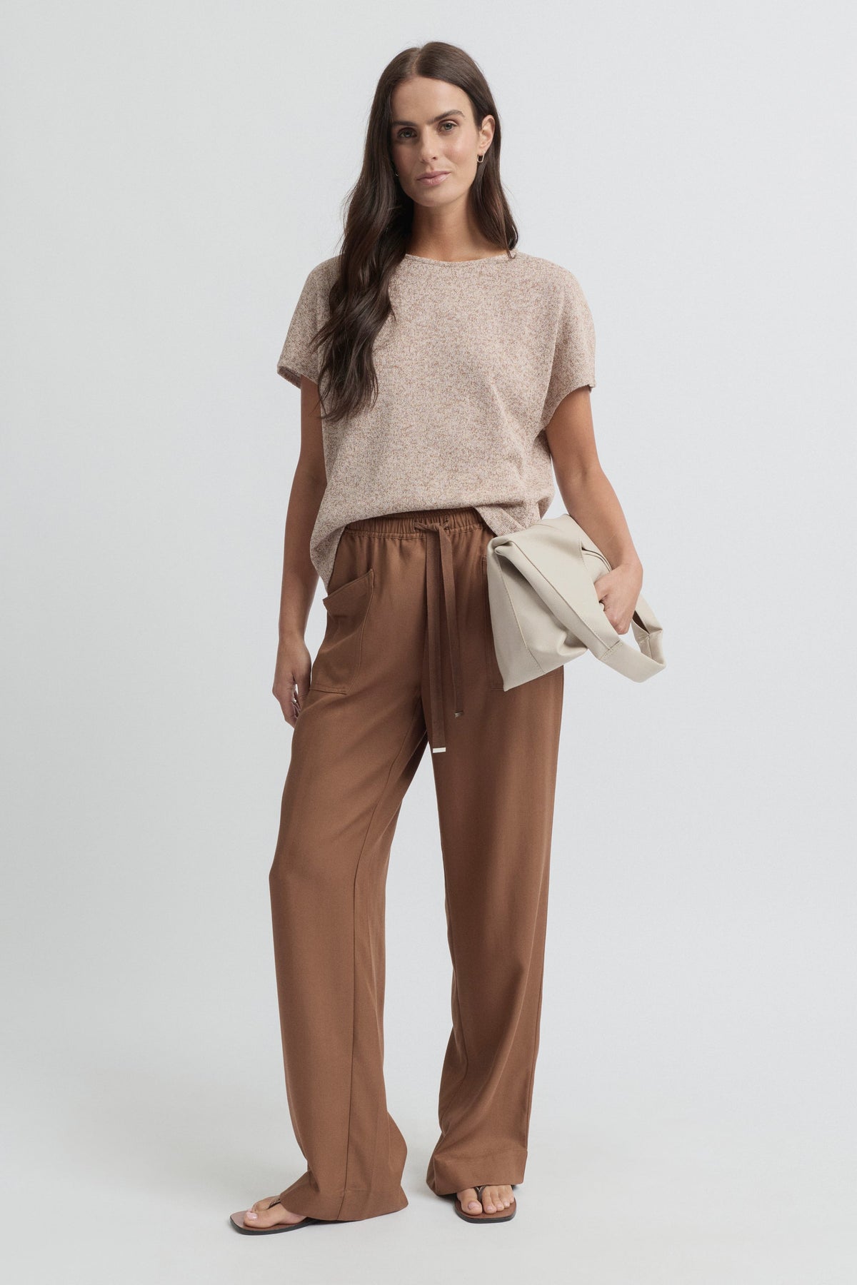 Lona Tee