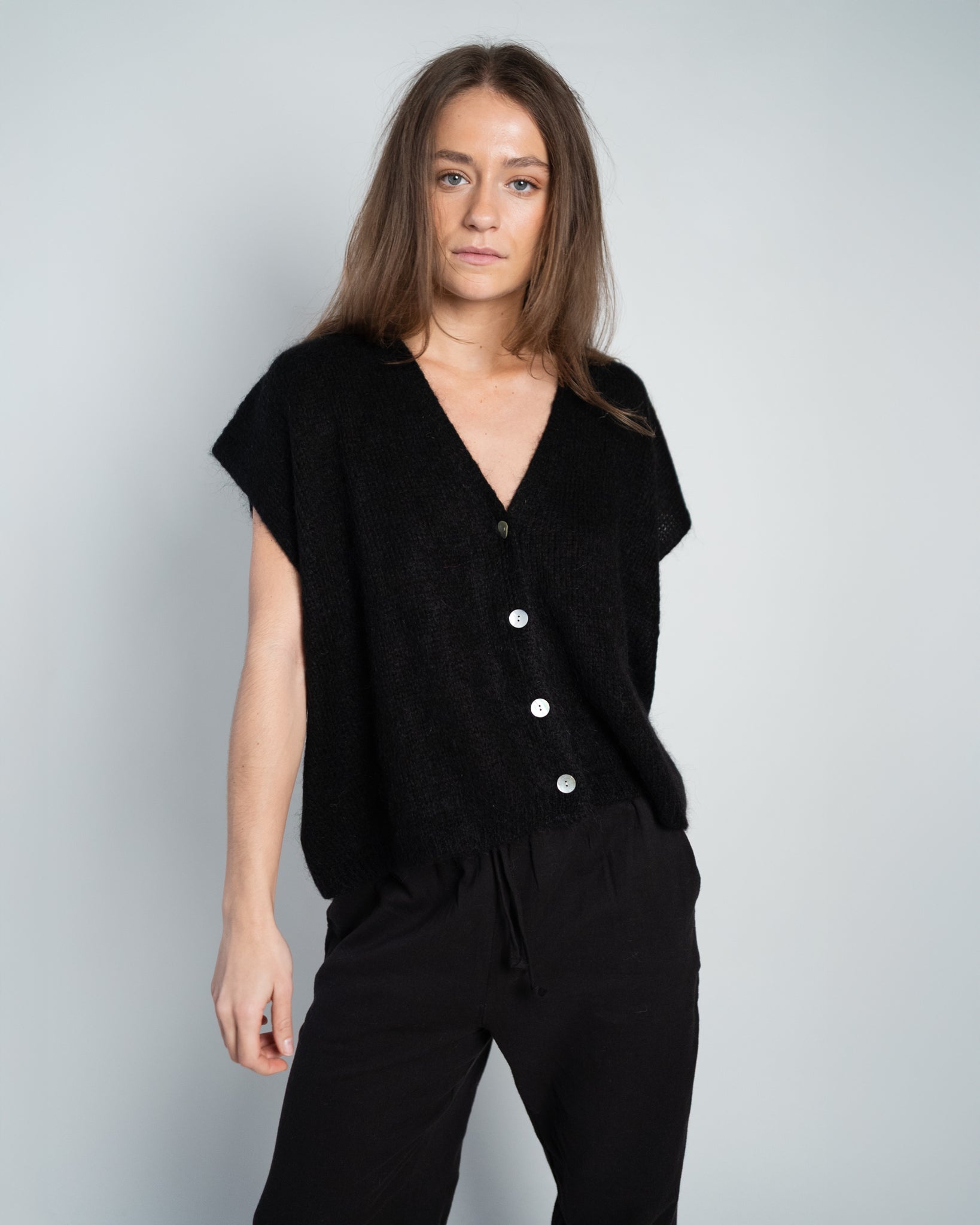 Elli Sleeveless V-Neck